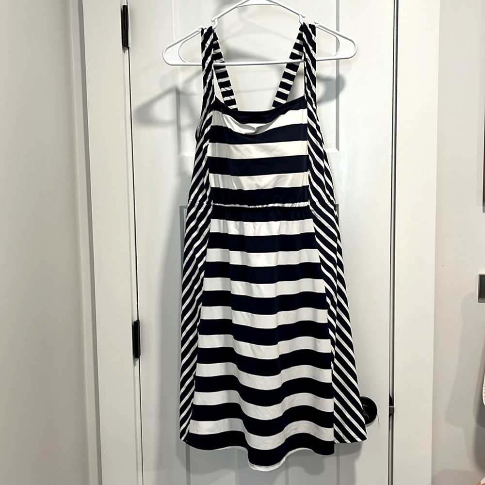 Lands' End Women's Swim Dress Sz 24 Striped Blue White Underwire Bra